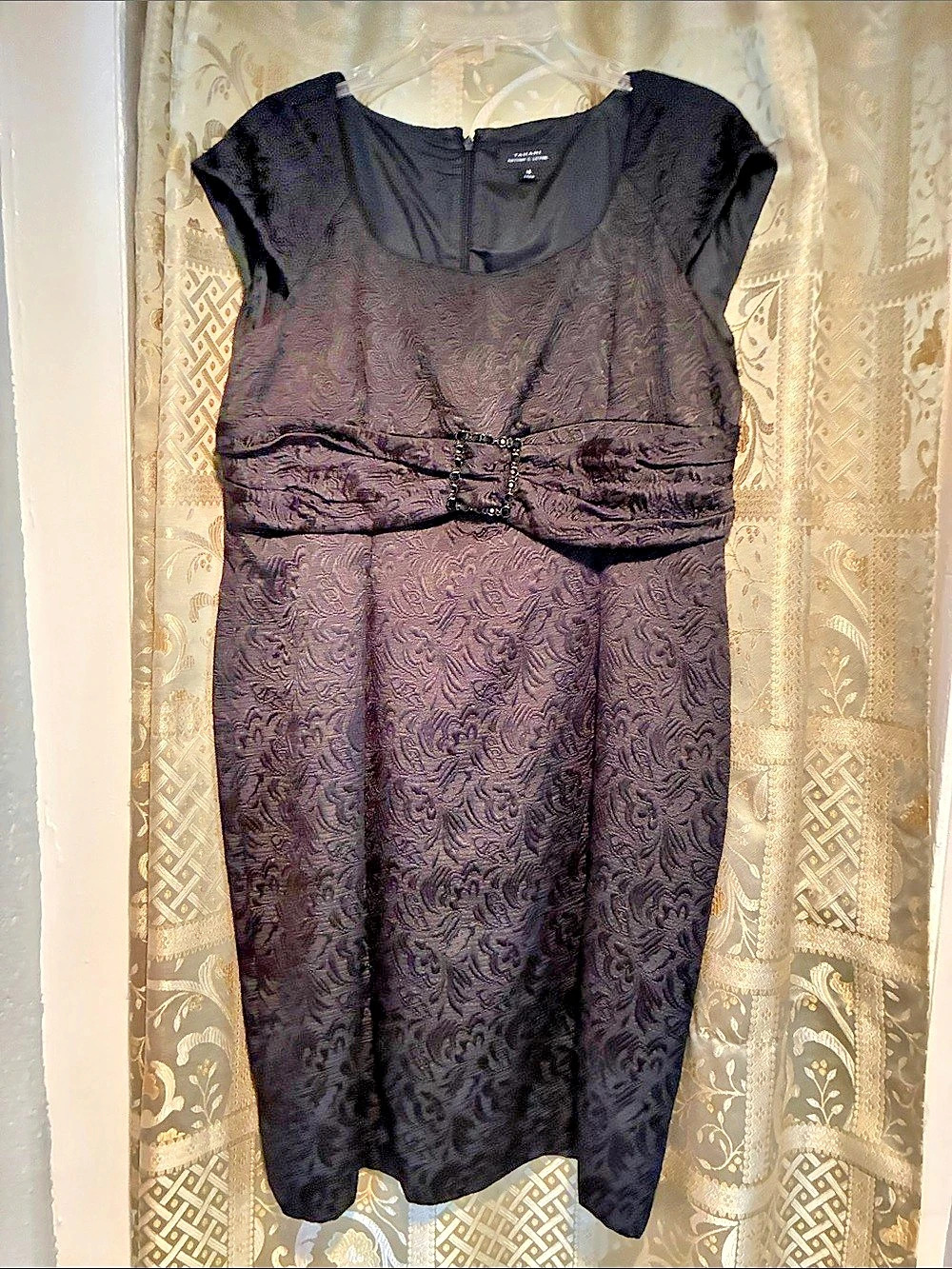 Tahari Arthur S. Levine Black Jacquard Madi Dress Size 16 Like New